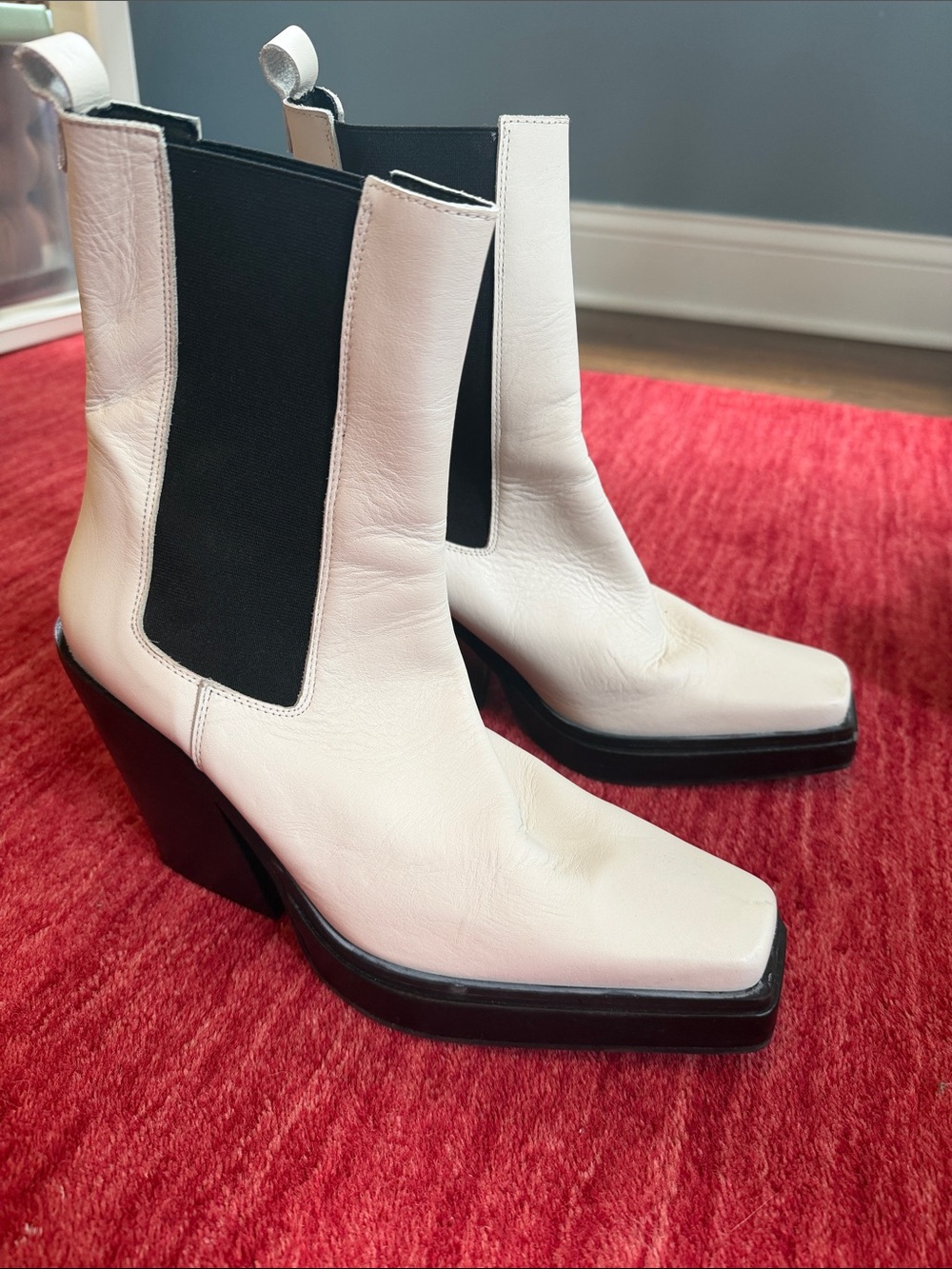 Topshop White Leather Chelsea Block Heel Boots